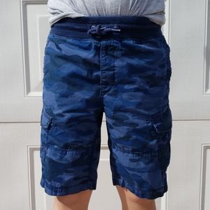 Boys' Blue Camo Pull On Cargo Shorts Sz L (10)